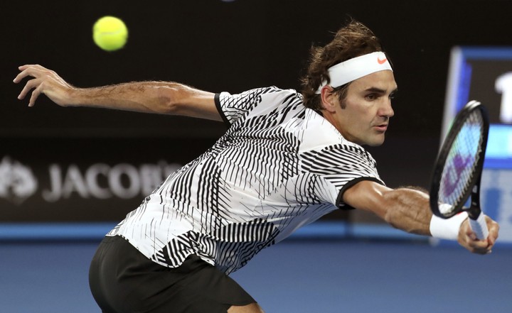 Obhajca titulu Federer 16. raz medzi najlepších 16 v Melbourne